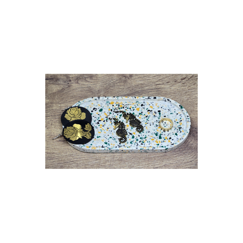 Plateau à bijoux en terrazzo