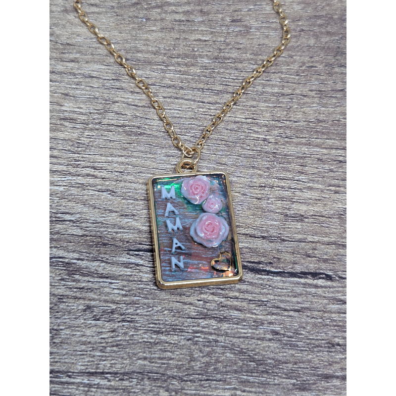 Pendentif holographique pour maman avec des roses